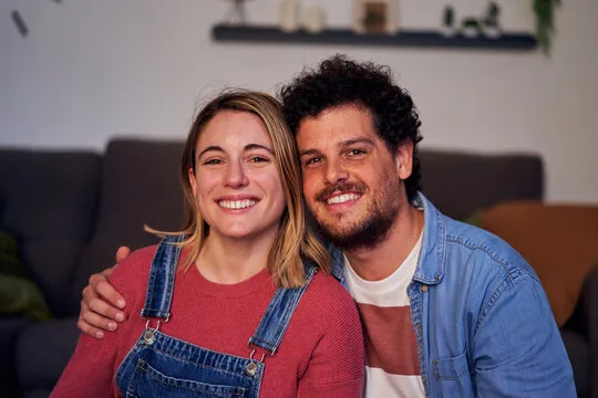 编辑团队头像占位图